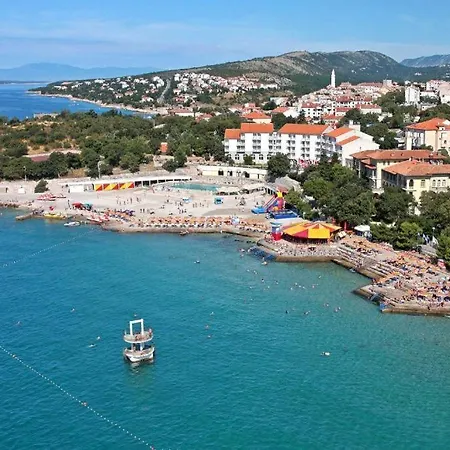 Prisika Novi Apartmán Novi Vinodolski