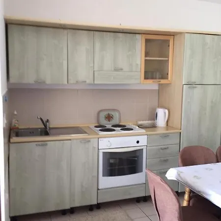 Prisika Novi Apartmán Novi Vinodolski