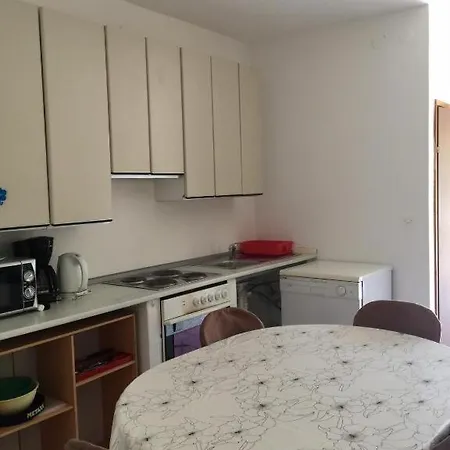 Prisika Novi Lägenhet Novi Vinodolski