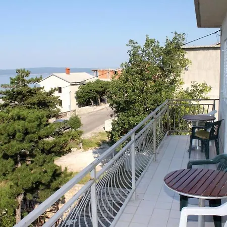 Prisika Novi * Novi Vinodolski